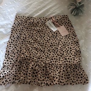 NWT leopard ruffle skirt